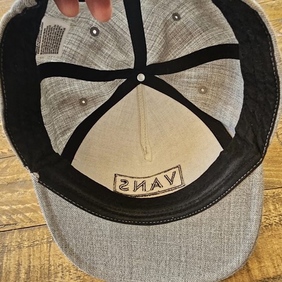 Hat - Picture 3 of 3